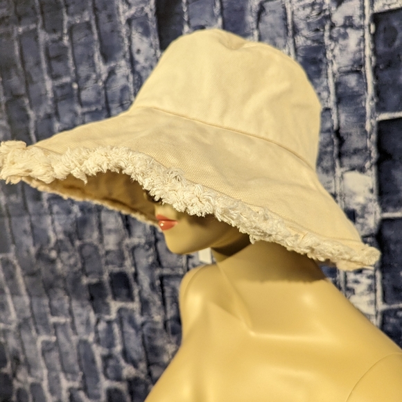 Olive & Pique Cream/Ivory Color Cotton Bucket Hat NWT - Picture 8 of 11